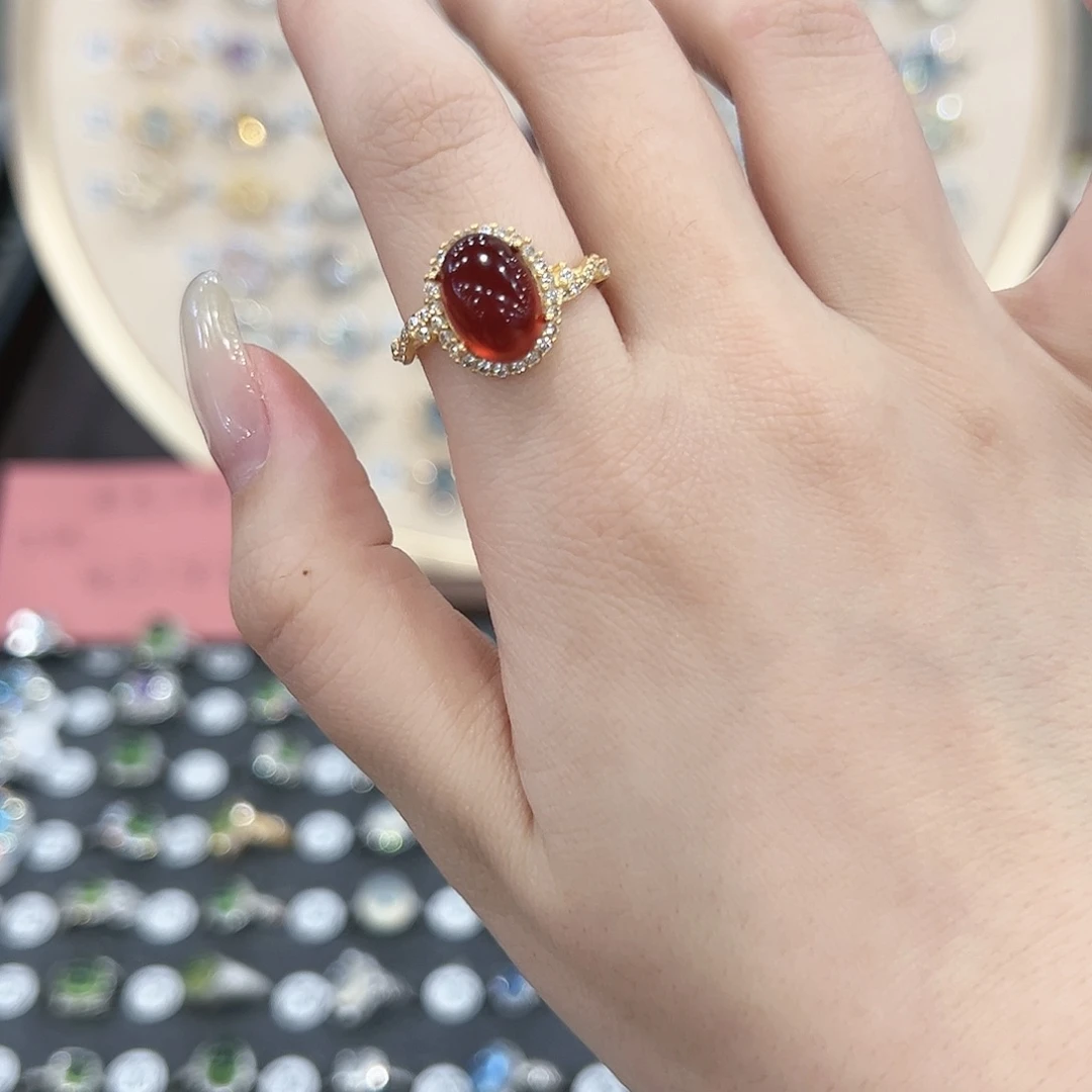 蛇纹石玉戒指银S925镶嵌面***咪