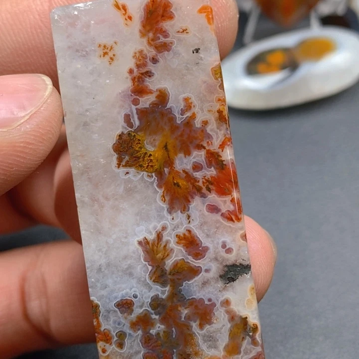 玛瑙/玉髓颈饰未镶嵌从****^