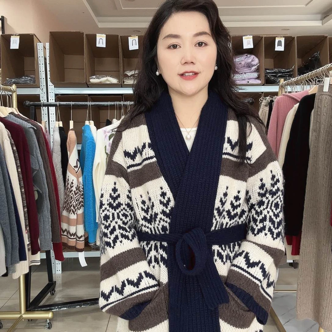 加厚女士羊绒外套大衣