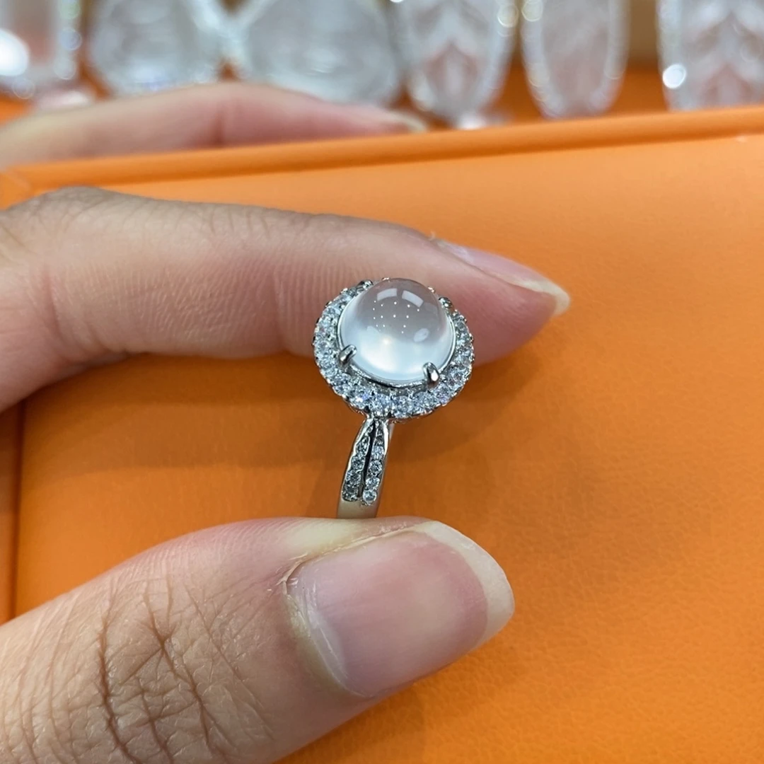 石英质玉吊坠(赠链)合金