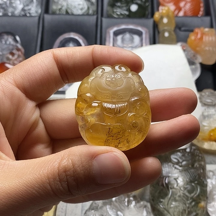 未镶嵌颈饰水晶水晶吊坠