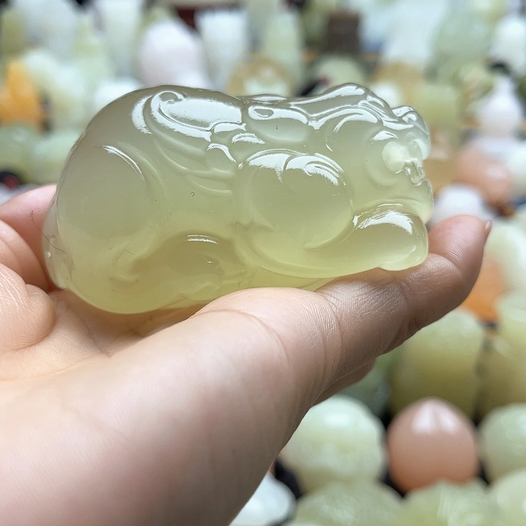 尤***族新疆昆仑山脉山料