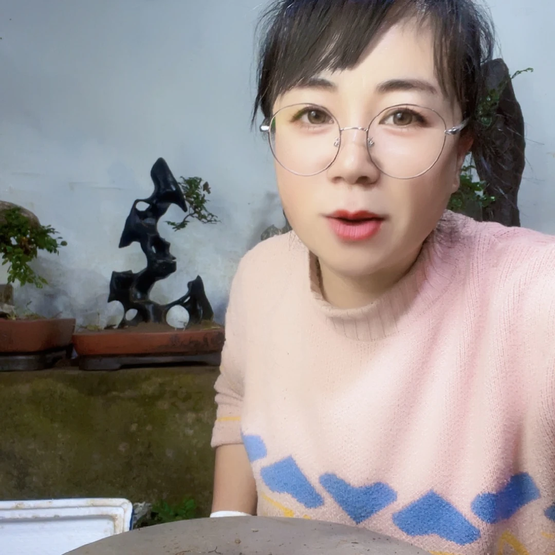 玩***薛无花朵直播间不见不散来看看有没有