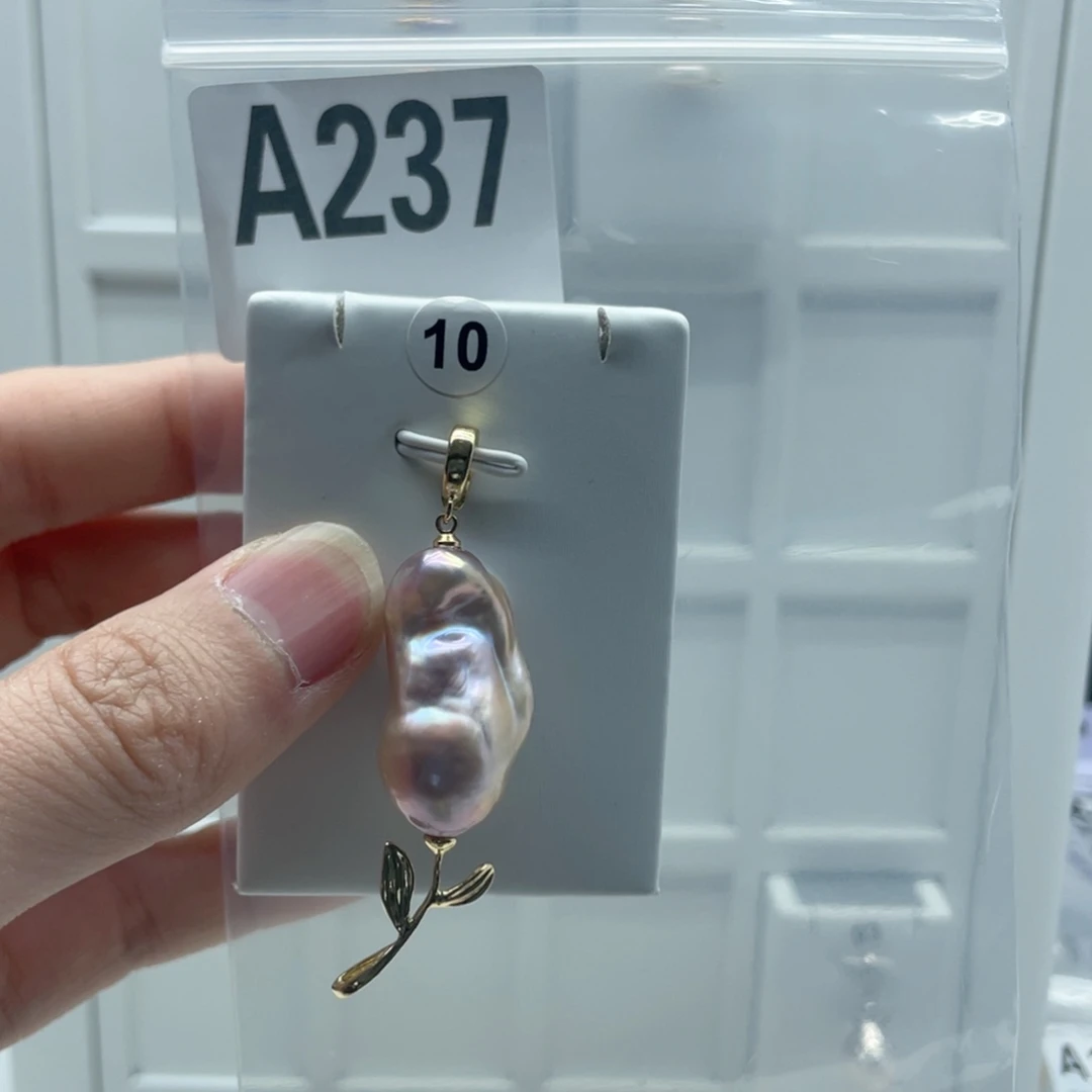 合金淡水珍珠颈饰