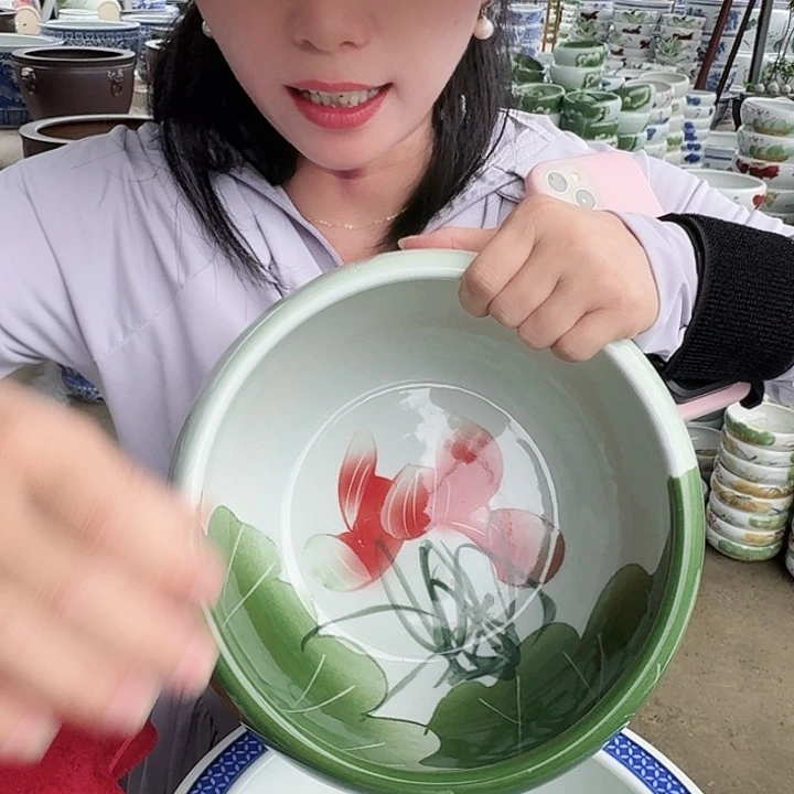 瓷片直径23，高13。。。。