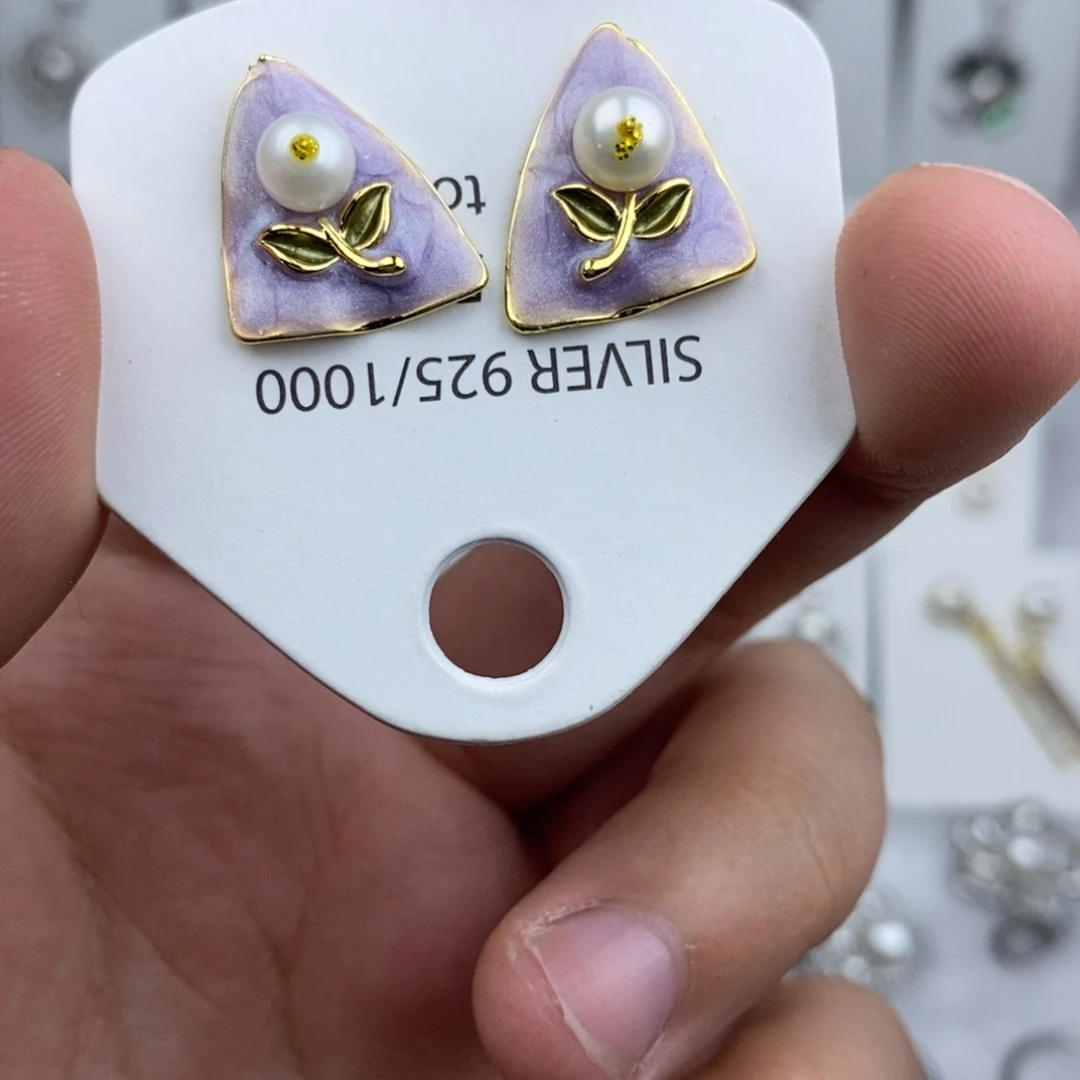 耳坠未镶嵌淡水珍珠