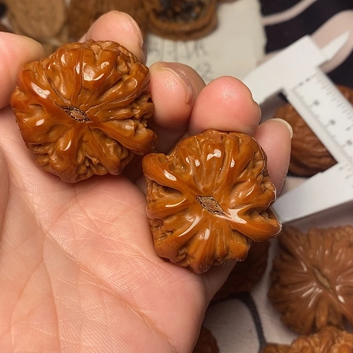 烟***！文玩核桃把件白37
