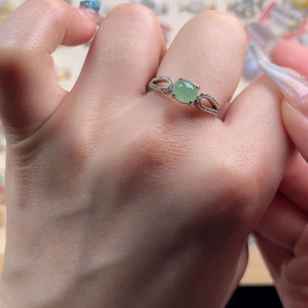 翡翠戒指银S925镶嵌668899