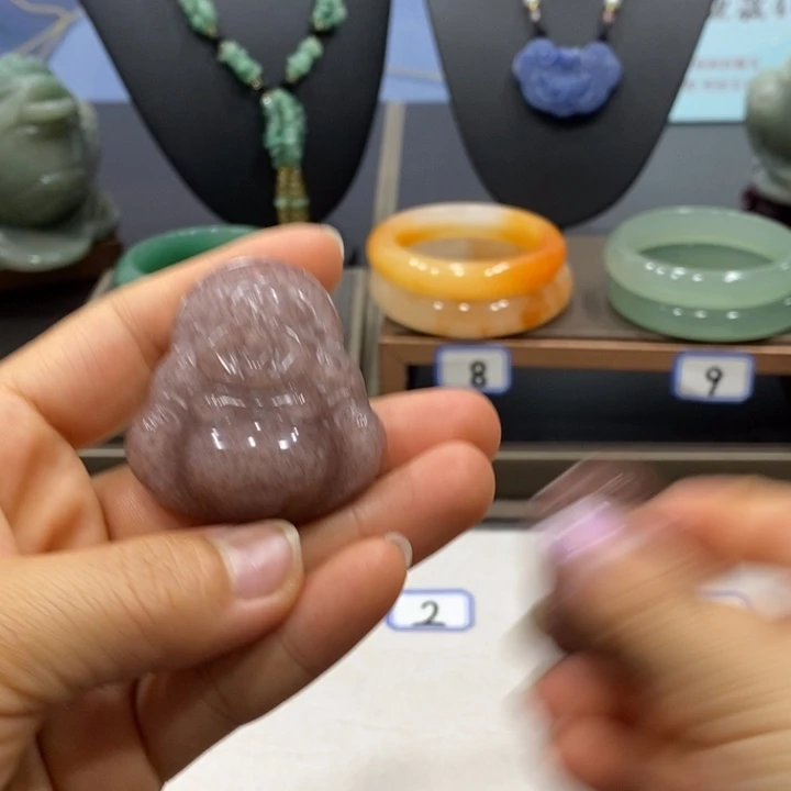 未镶嵌手镯石英岩玉