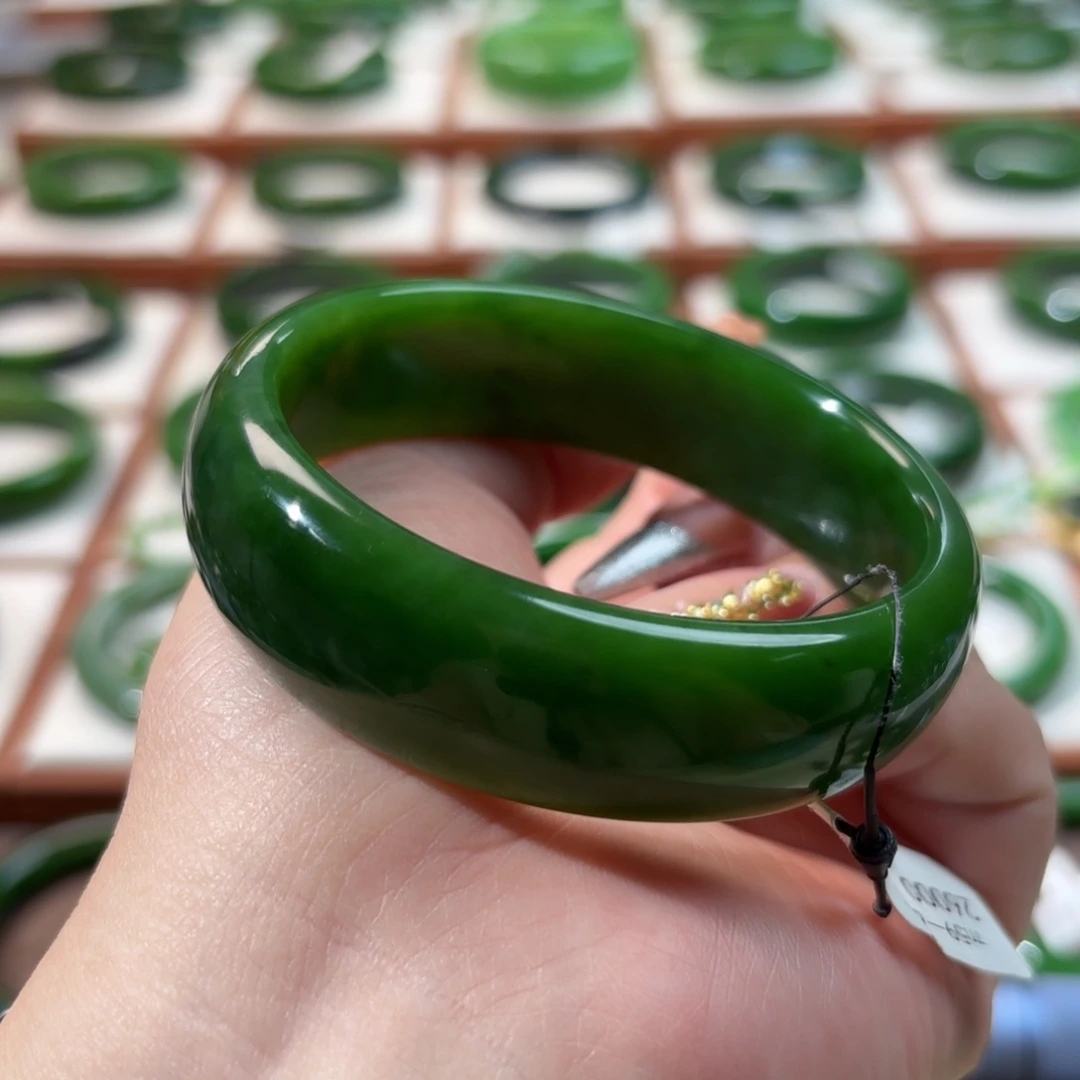 未镶嵌手镯和田玉（碧玉）60