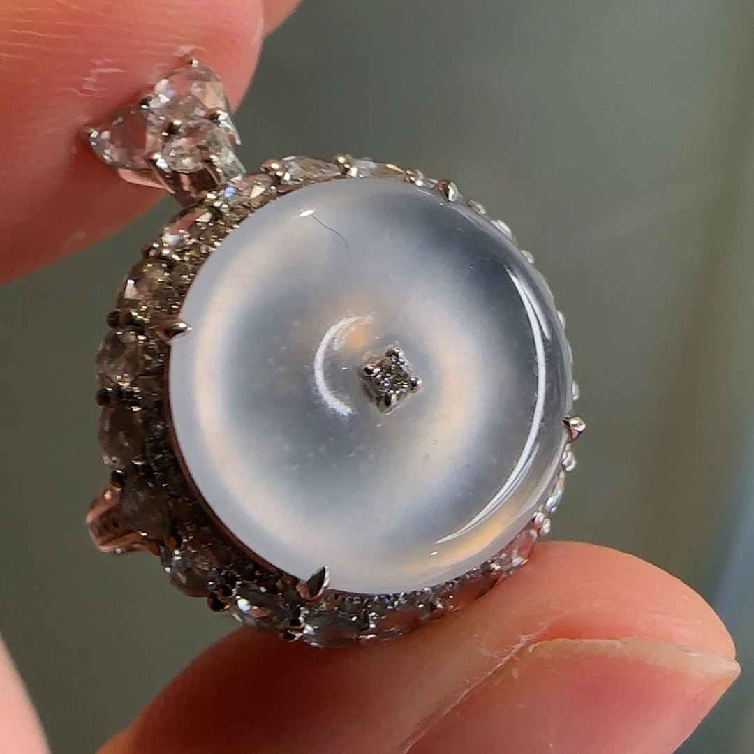 翡翠18K金镶嵌戒指天然翡翠