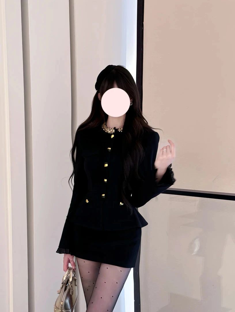 （曜夜千金）轻奢法式时尚套装女秋冬新款小香风外套高腰短裙两件套