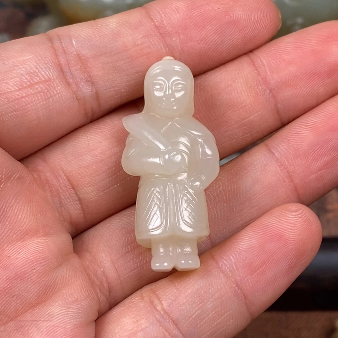 用***达非常精美得脖挂件
