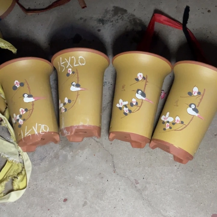 周三周四自作自受找找