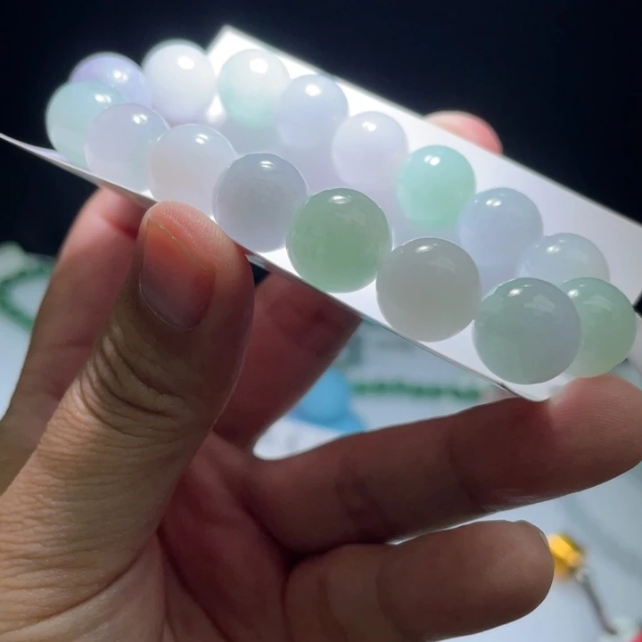 未镶嵌定制翡翠翡翠卡12+