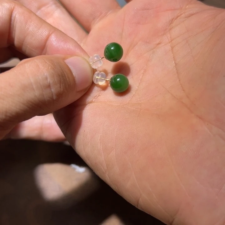 和田玉（糖玉）未镶嵌车挂阿****坊