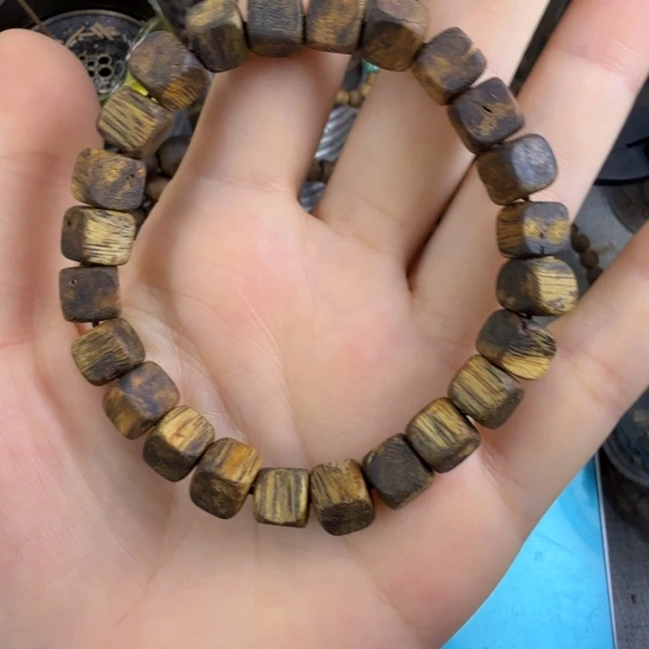 沉香碎屑沉香莺歌绿奇楠07虫漏方糖7.1克