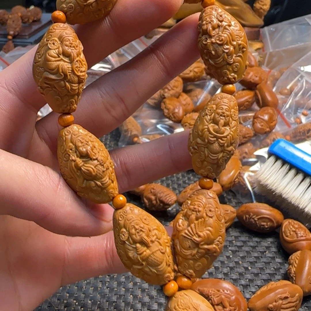 橄榄核手串/手链九龙财神