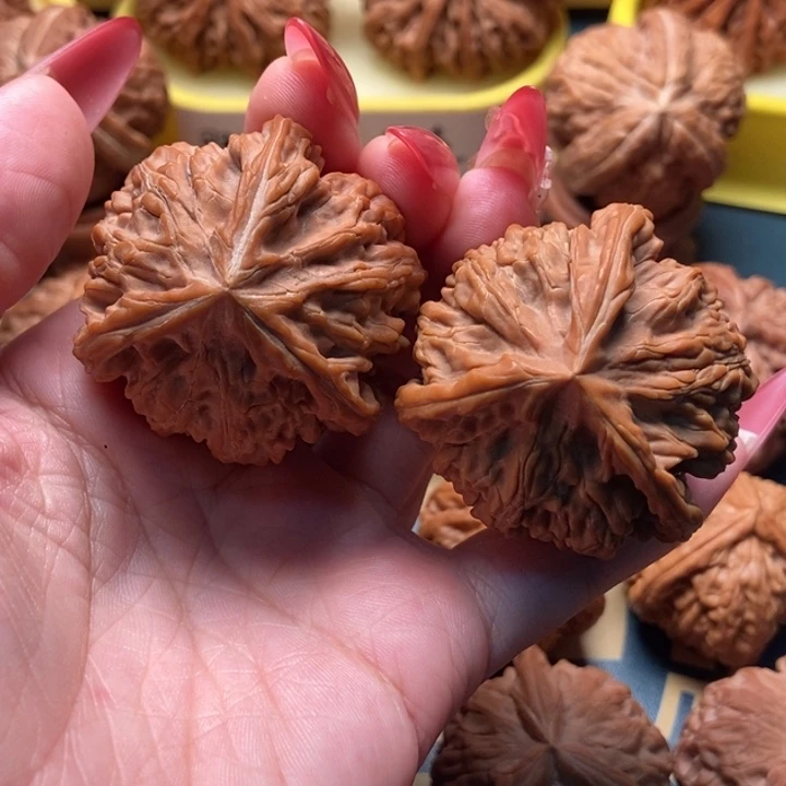 把件文玩核桃玉龙粗筋 全品43
