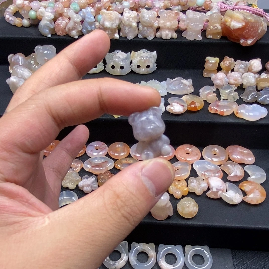 石英质玉吊坠(不含链)未镶嵌小*窝