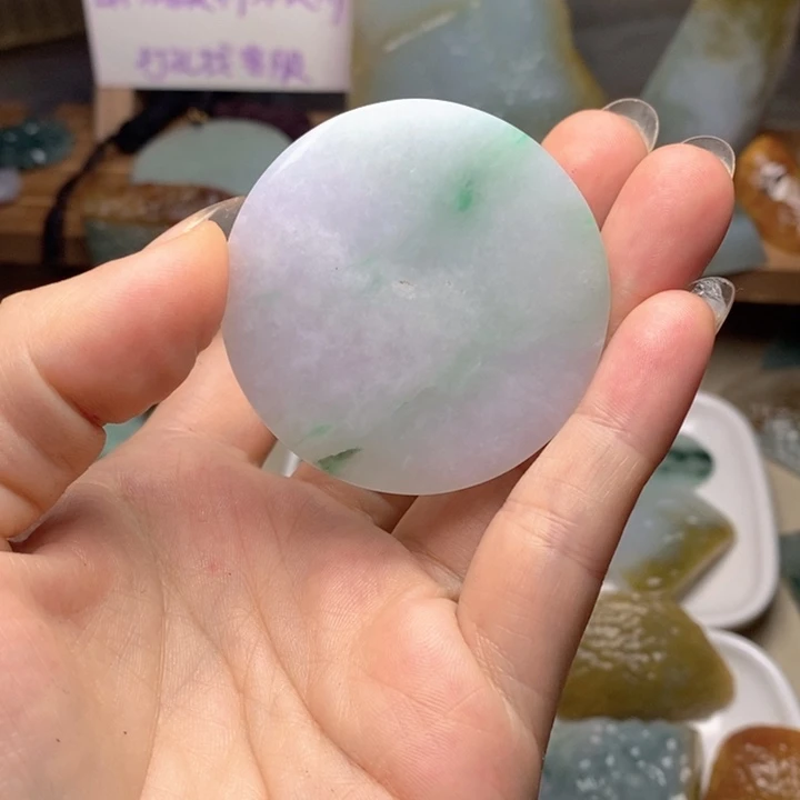 翡翠未镶嵌颈饰天然