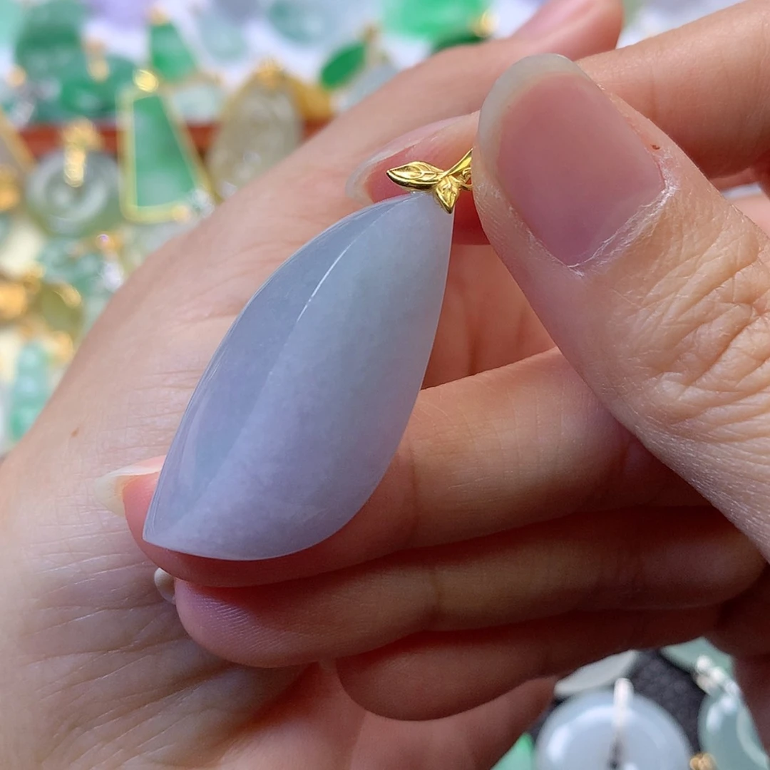 【闪购商品】吊坠(不含链)18K金镶嵌翡翠