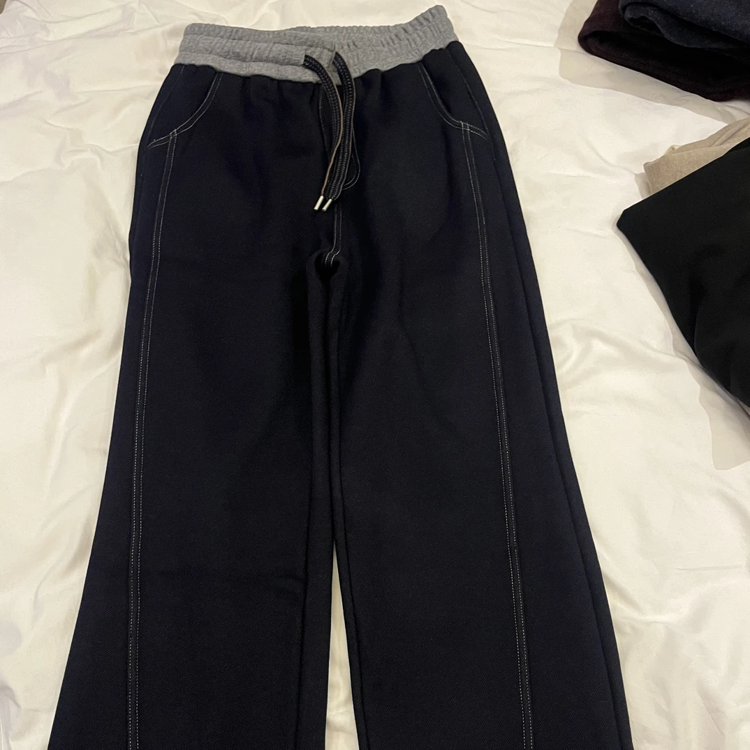 秋冬保暖显瘦牛仔裤加绒窄版阔腿休闲裤松紧腰