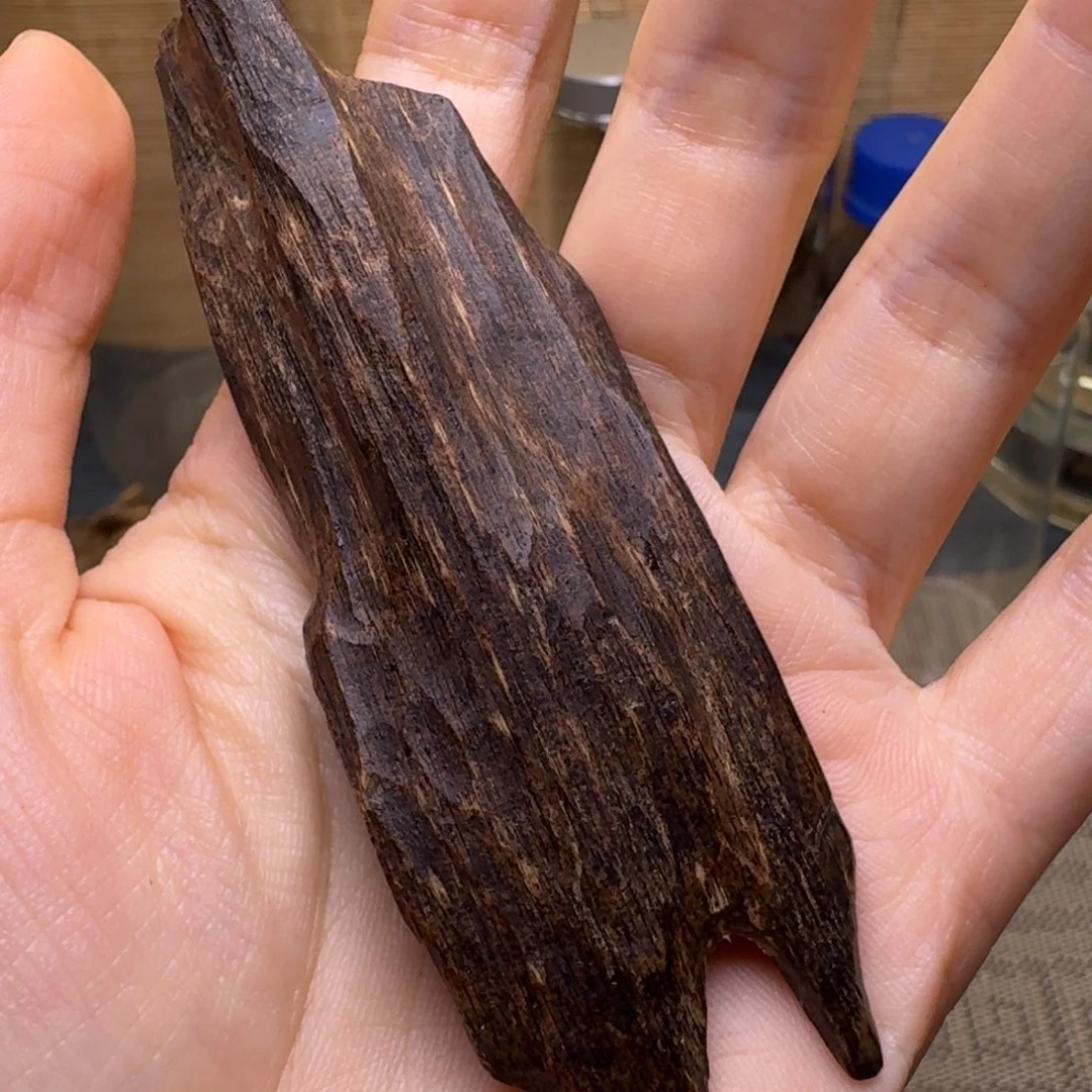 8***6木越南芽庄沉水糖结老料15.7克福利