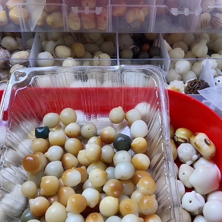 白玉菩提吊坠精品猫头16七颗