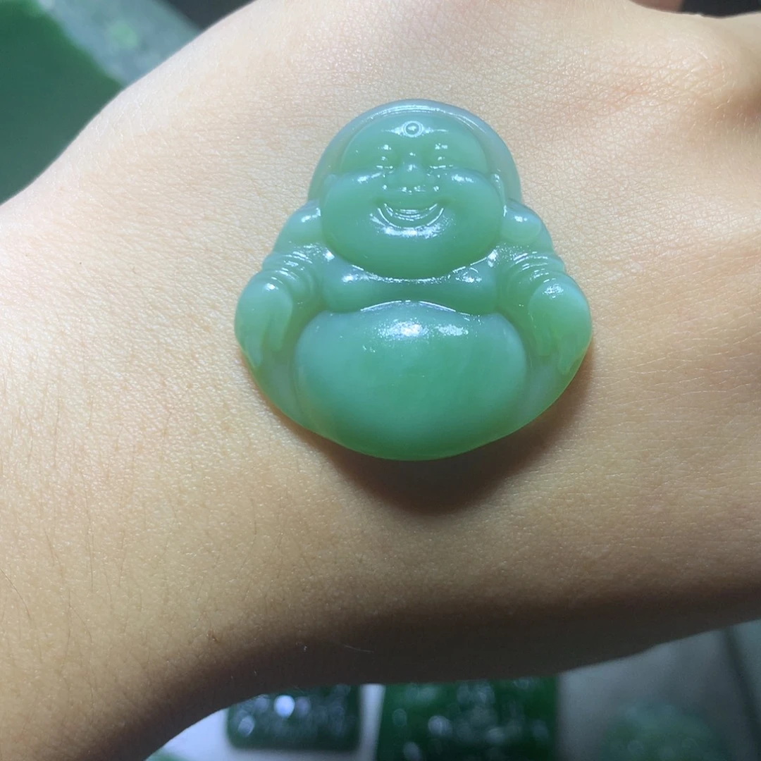 和田玉（碧玉）未镶嵌珠宝奇石