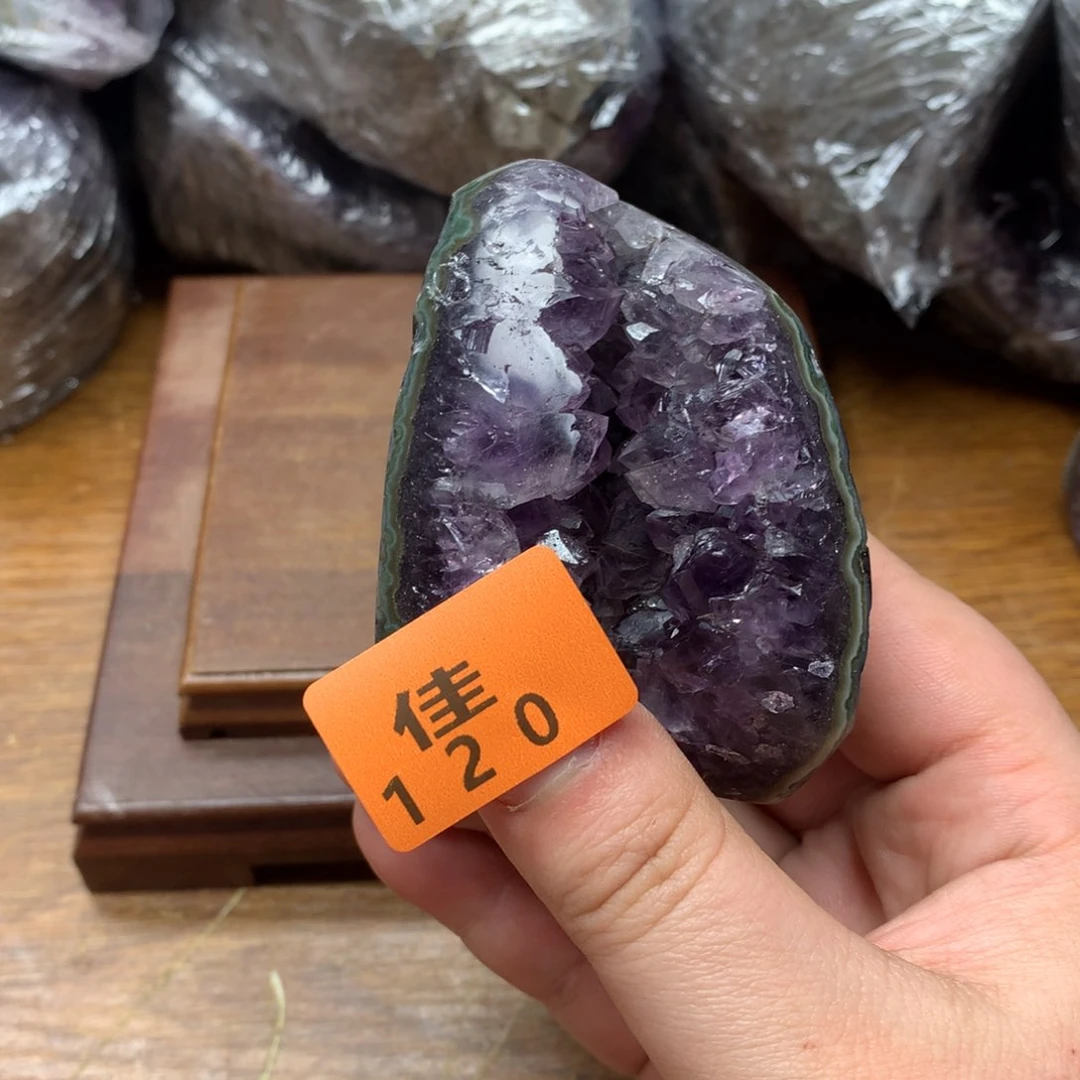 水晶大型摆件（非配饰）未镶嵌