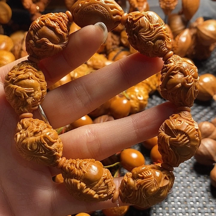 吊坠橄榄核整身钟馗