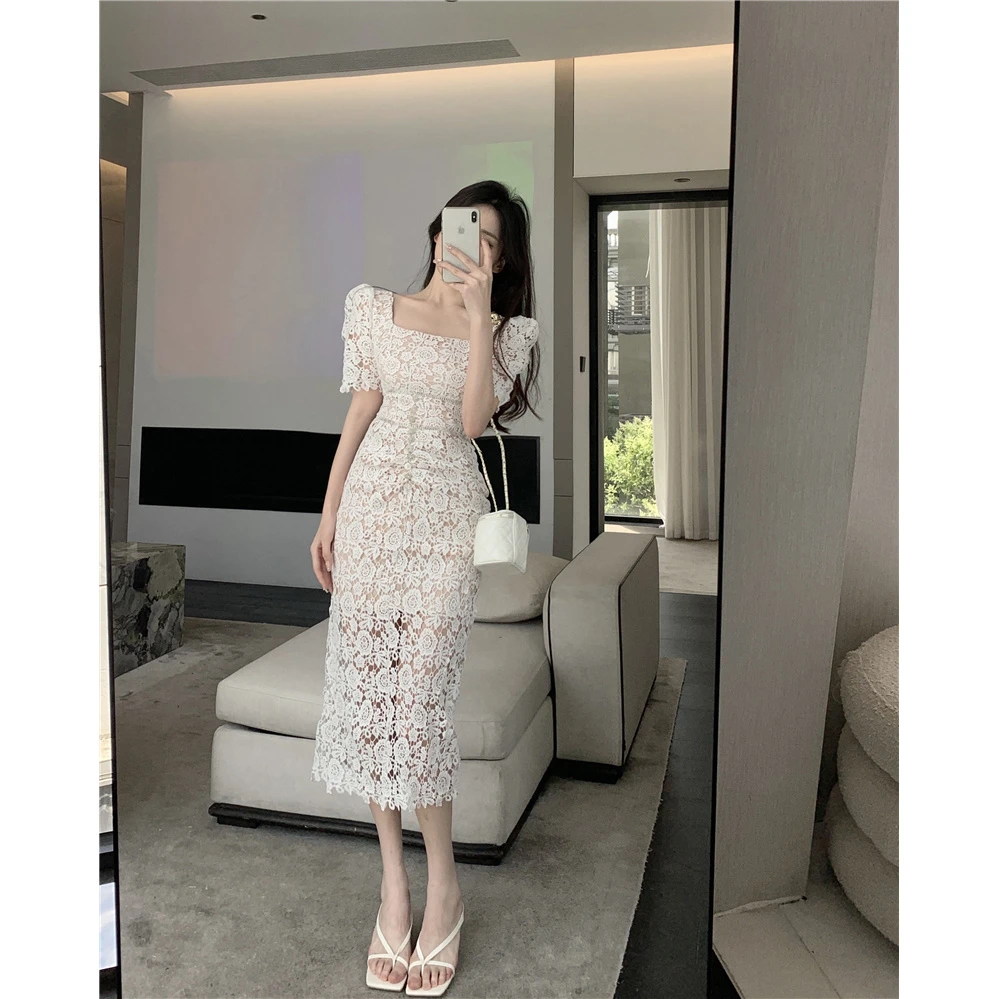 蕾丝方领设计感短袖连衣裙女法式绝美别致赫本收腰显瘦包臀短裙子