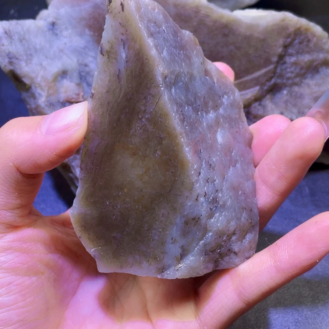 和田玉未镶嵌珠宝半成品