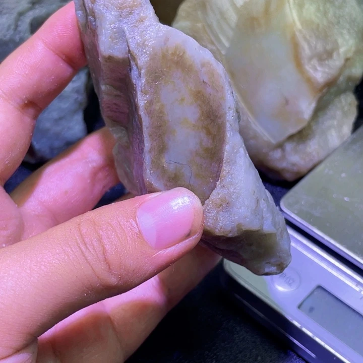 未镶嵌和田玉珠宝半成品