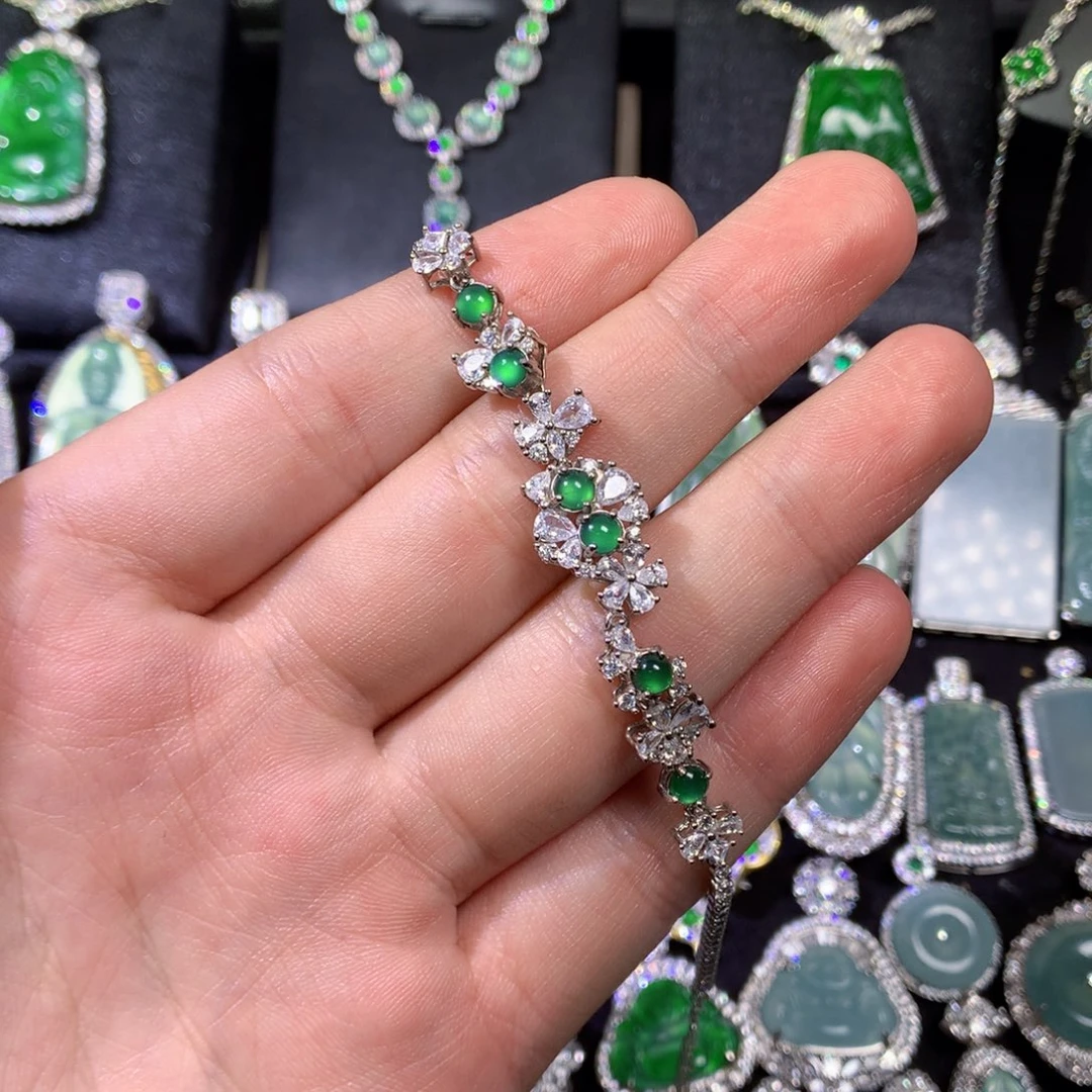 翡翠挂件未镶嵌成*瘦987655678765