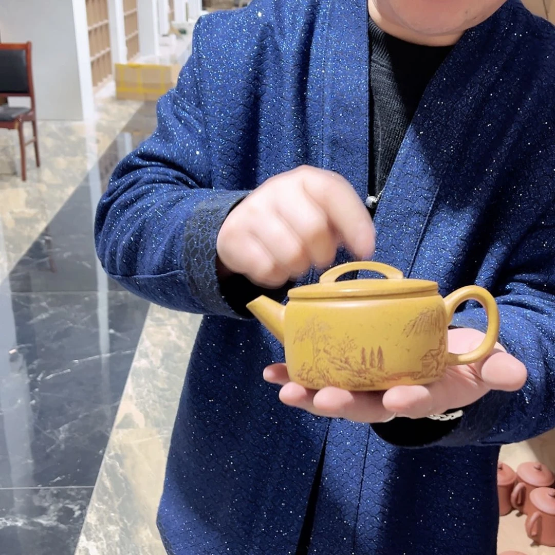 茶壶紫砂zwomenmenode