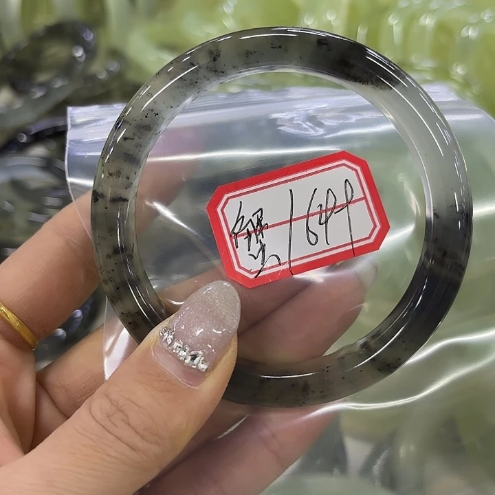 小***情蛇纹石玉未镶嵌手镯