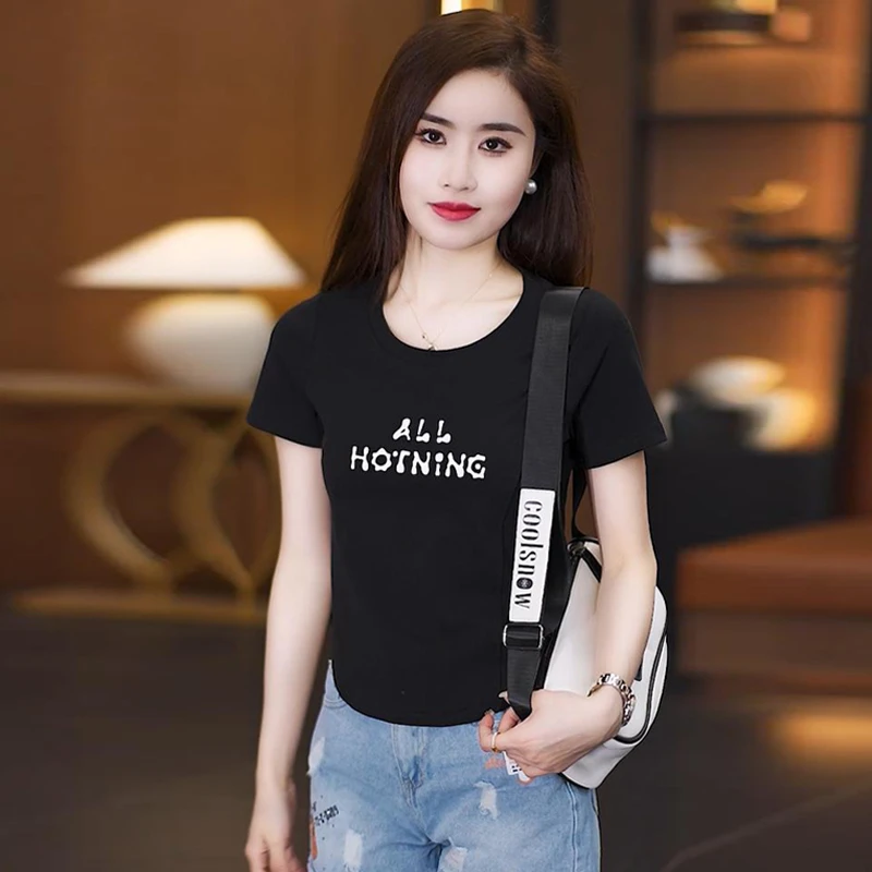 2025年夏季新款休闲短袖t恤女圆领百搭时尚洋气遮肉显瘦减龄上衣