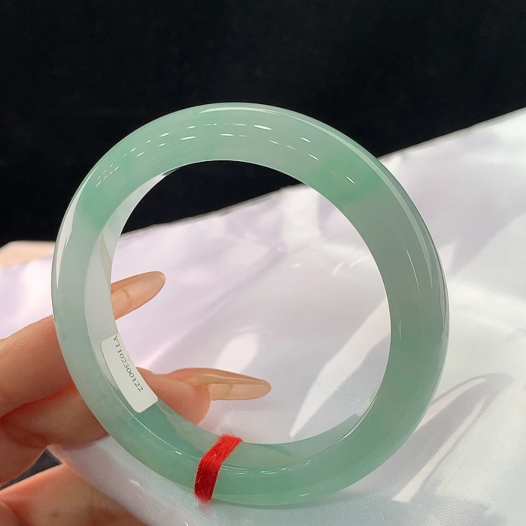 【闪购商品】未镶嵌手镯翡翠56.5，56/57