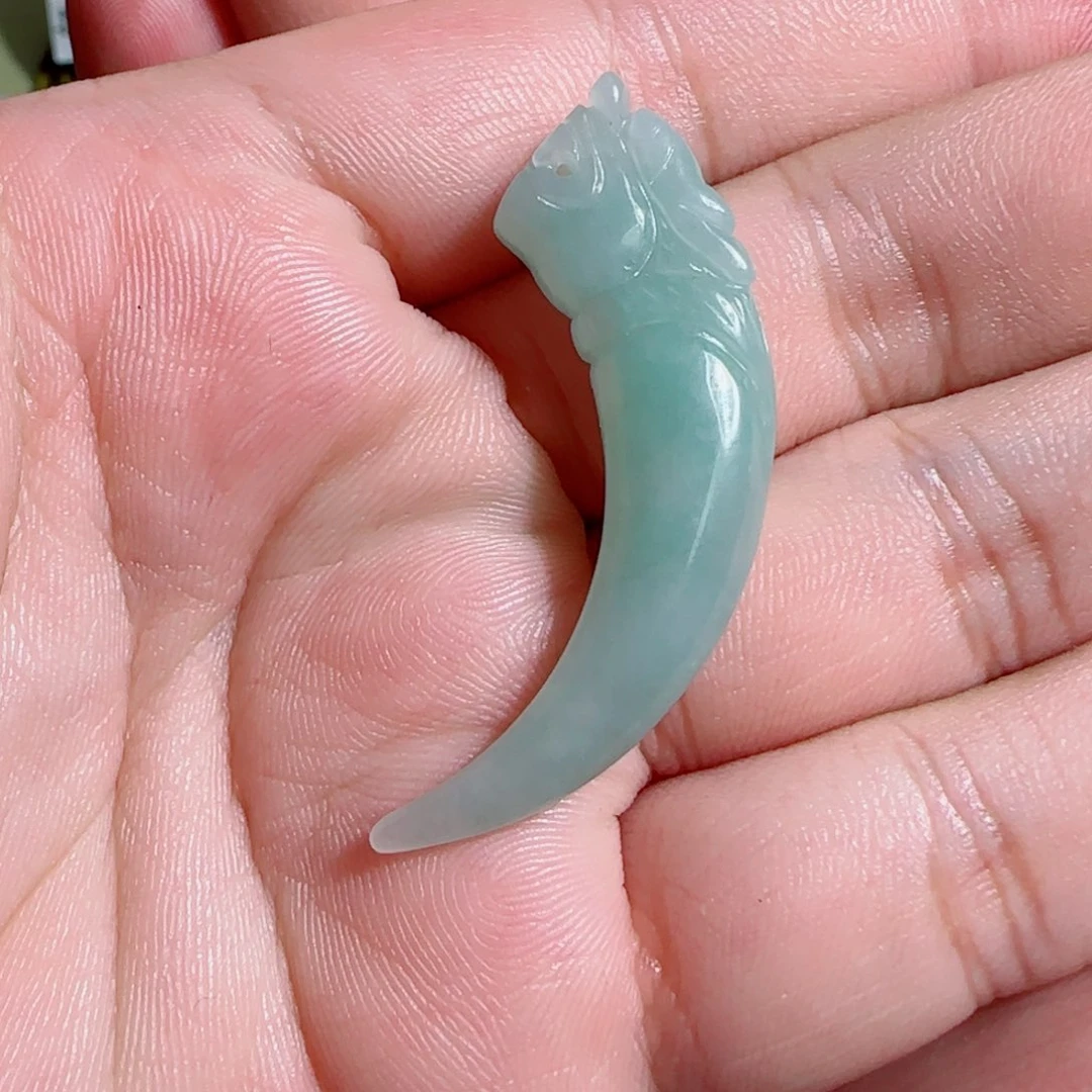 翡翠未镶嵌吊坠(不含链)龙牙