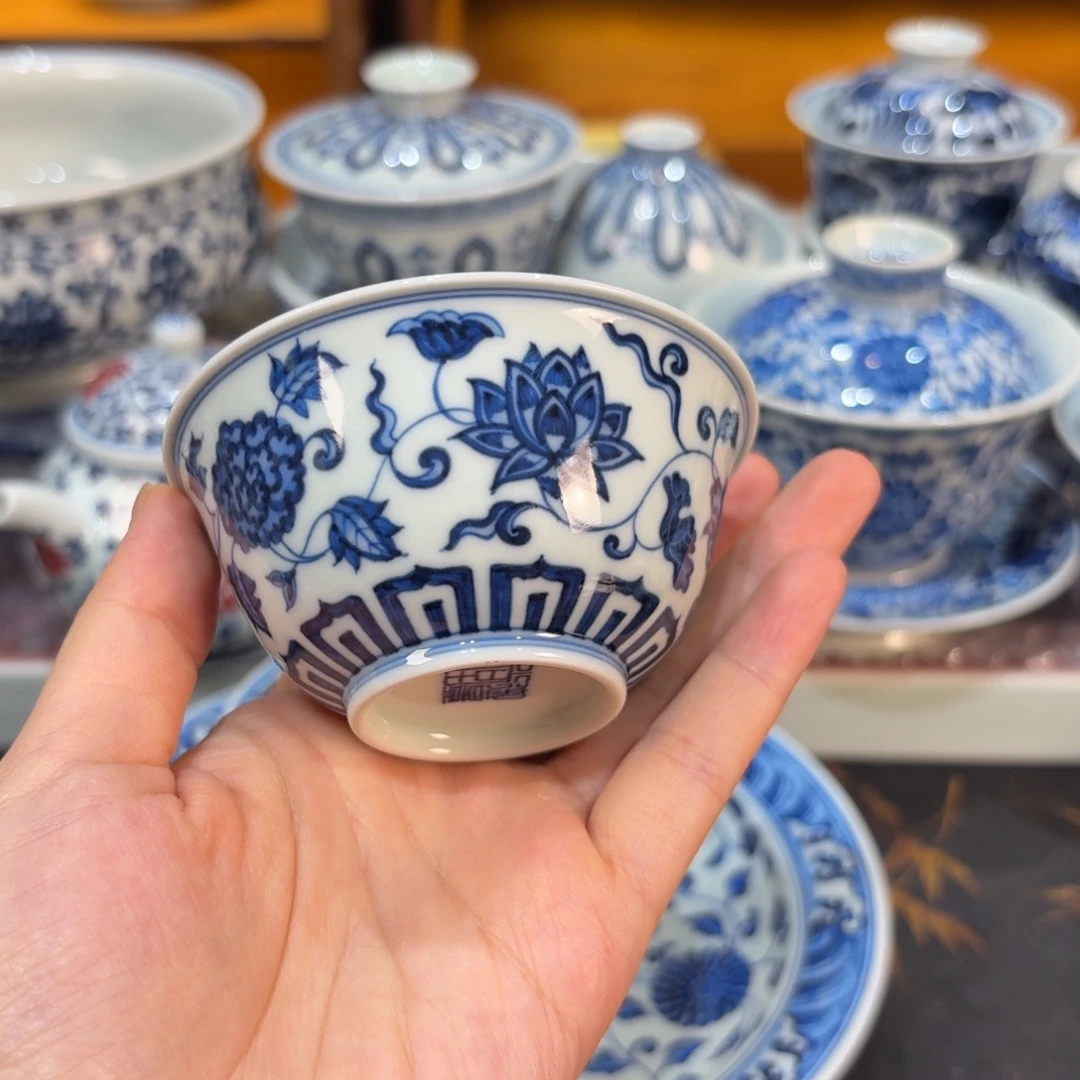 杯子………………………………………………