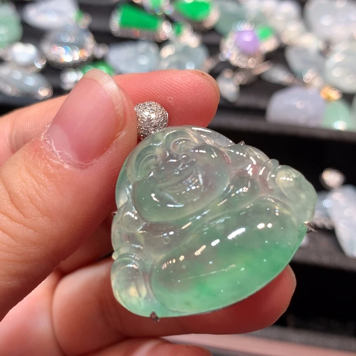 【闪购商品】颈饰18K金镶嵌翡翠翡翠