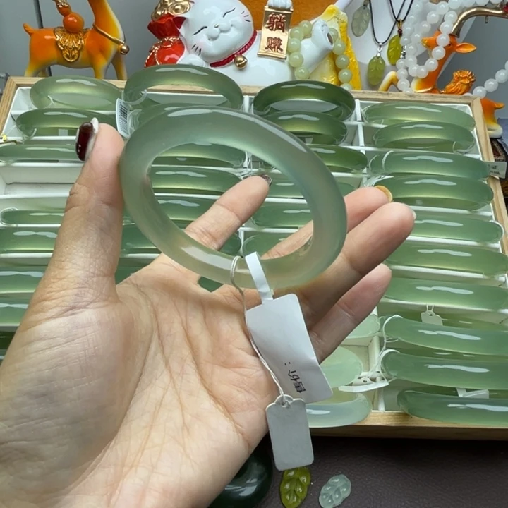 @***一岫玉未镶嵌手镯岫玉