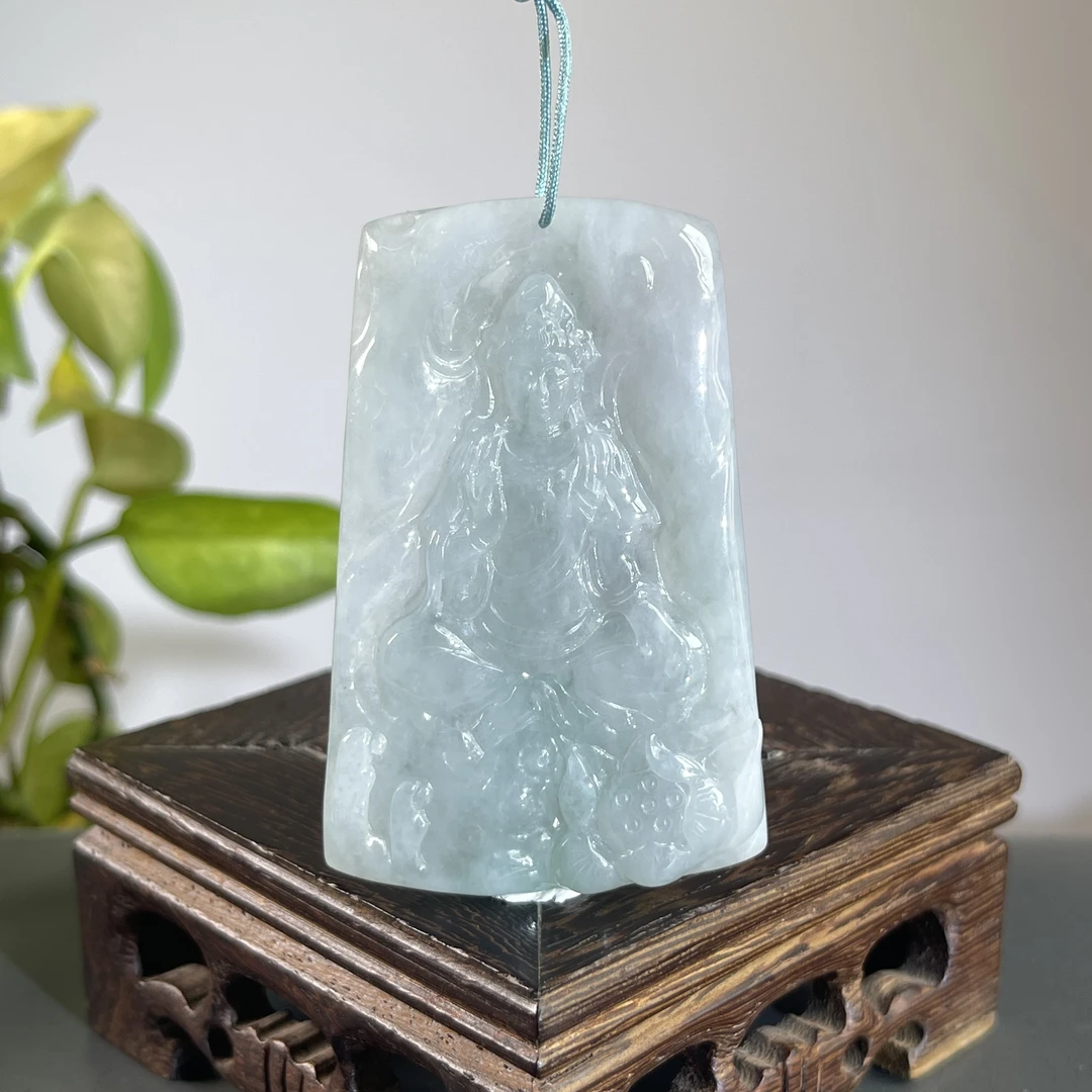 JXSZB12-34  天然翡翠缅甸A货 莲花观音