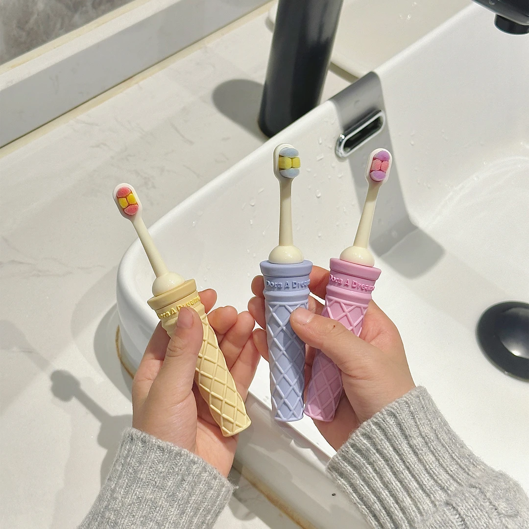 DoraADream朵拉的梦冰淇淋儿童牙刷护龈软毛洁齿换牙期3-6到12岁D