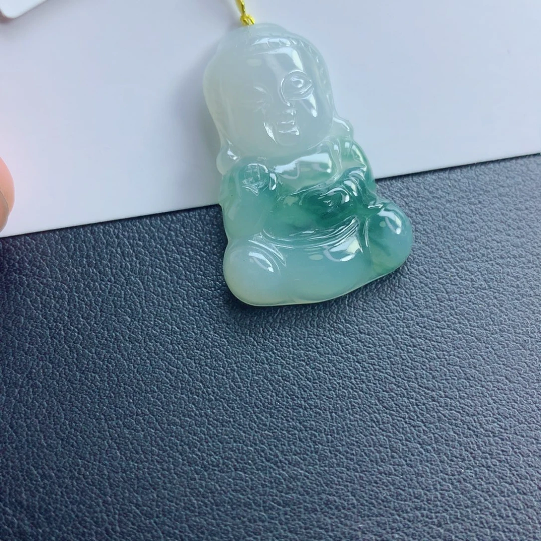 翡翠未镶嵌颈饰宝宝佛