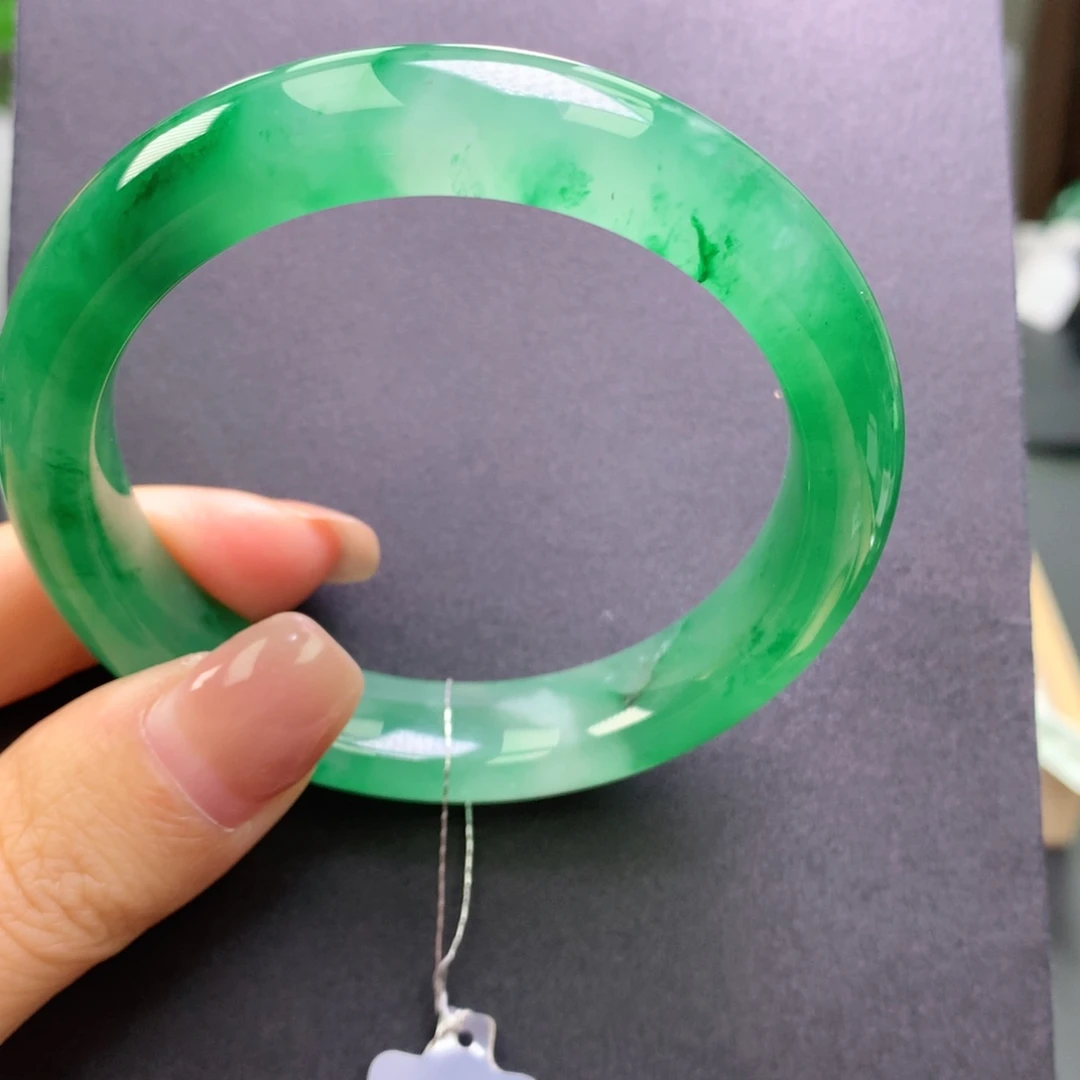 石英质玉未镶嵌手镯