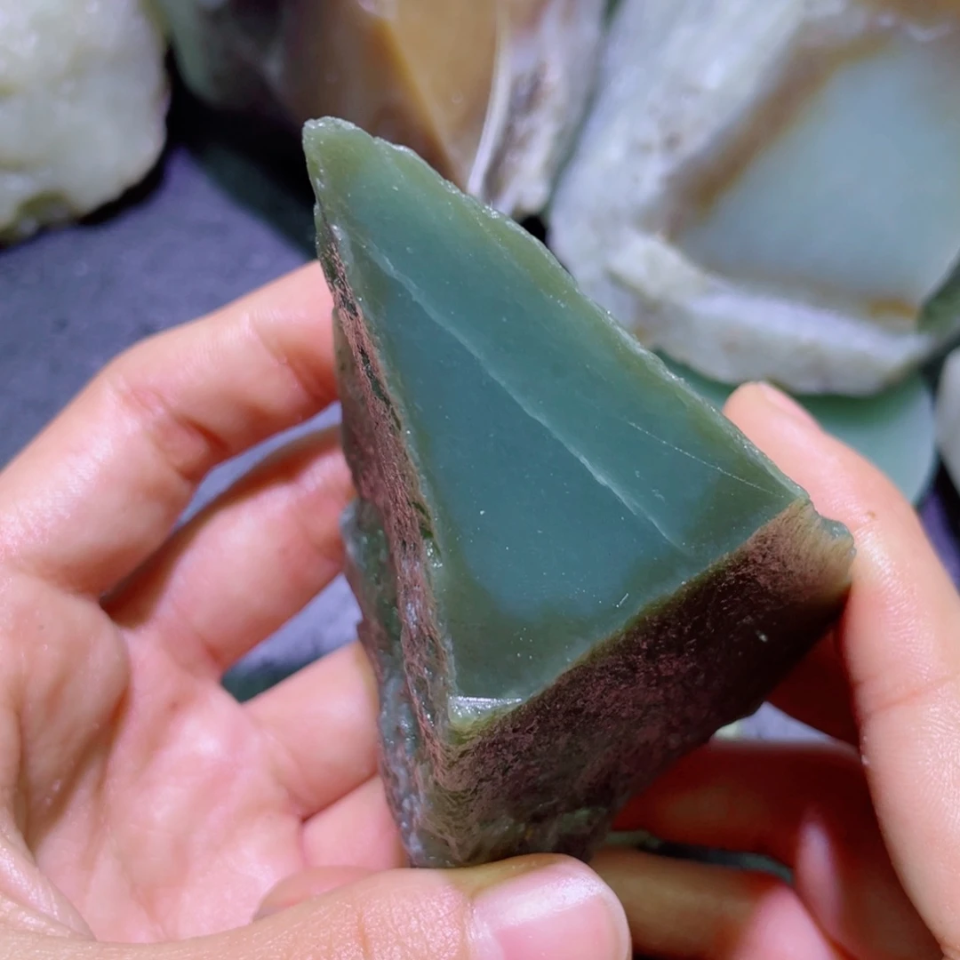 和田玉未镶嵌珠宝半成品