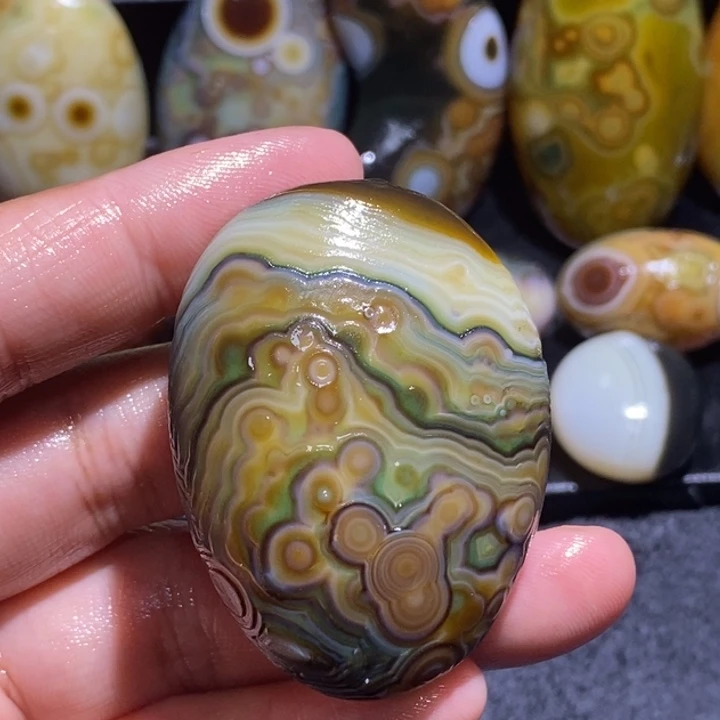 玛瑙/玉髓未镶嵌珠宝奇石51